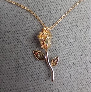 Lussoro 18k Gold Plated Rose Bud Flower Pendant Necklace